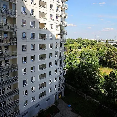 P&o Serviced Gdanski Station * وارسو