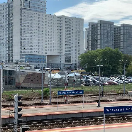 P&o Serviced Gdanski Station Apartment Warsaw